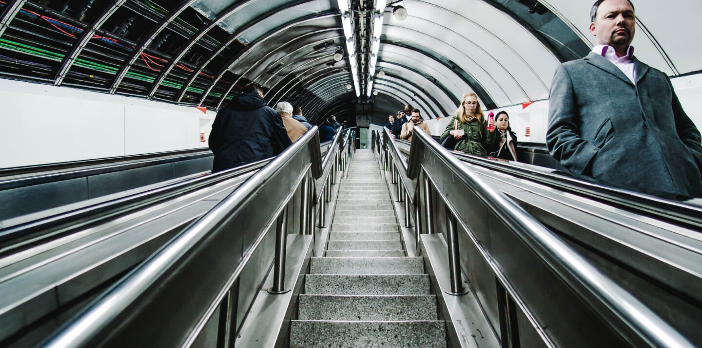 Iluminação em metrô