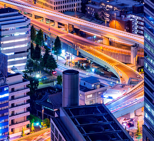 Soluciones innovadoras para la ciudad: alumbrado público, gestión de edificios, transporte público y privado, movilidad, logística y más. ¡Descubre más aquí!