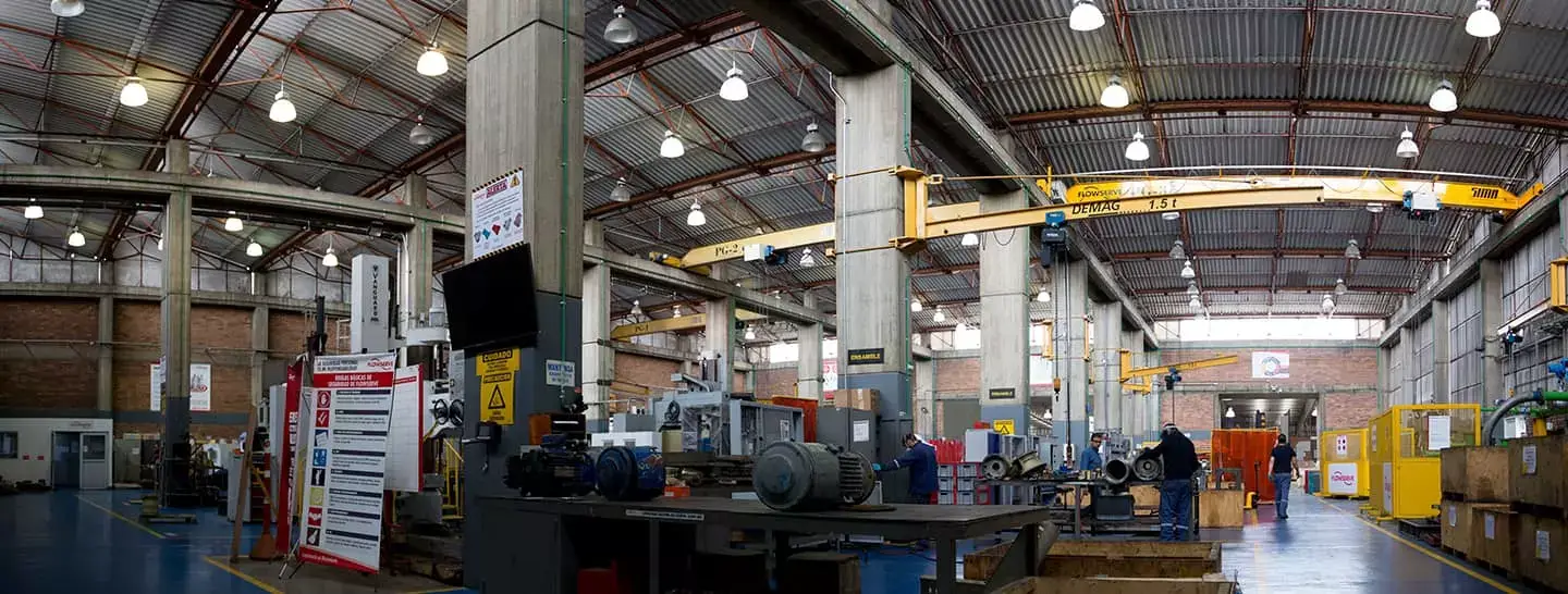 Banner, instalaciones de  Corpoacero, en su proceso de renovación de  su planta y estructuras eléctricas  más  eficientes.