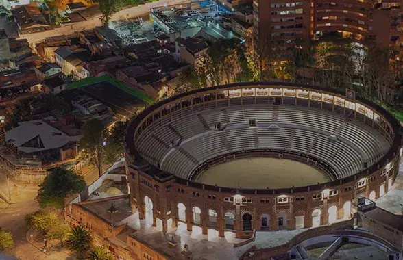 Plaza de toros iluminada Enel X