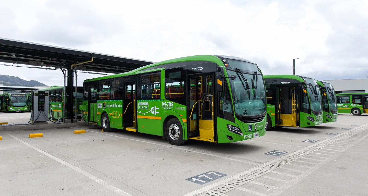 Transporte público a favor del mesdio ambiente - Enel X