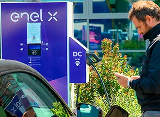 Estación de Recarga vehículos eléctricos ENEL X