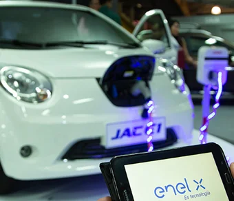 ENEL X unido con la movilidad eléctrica