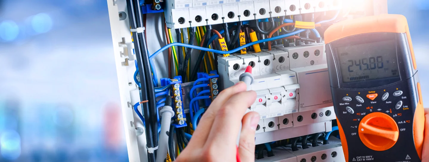 Normaliza las instalaciones de tu empresa con ENEL X