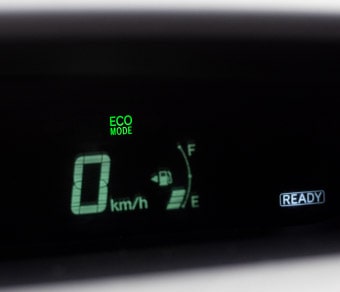 schermo digitale che indica 0 km/h