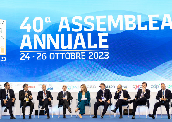 Plenaria sul palco dell'assemblea annuale ANCI