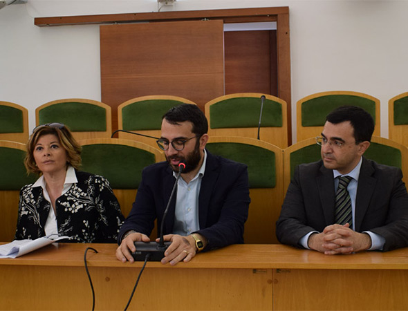 Giovanni Gugliotti con due persone