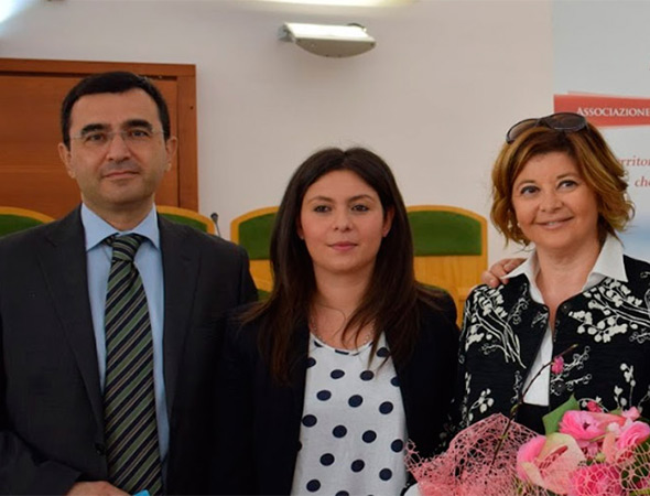 Luigi Ottaiano con due collaboratrici