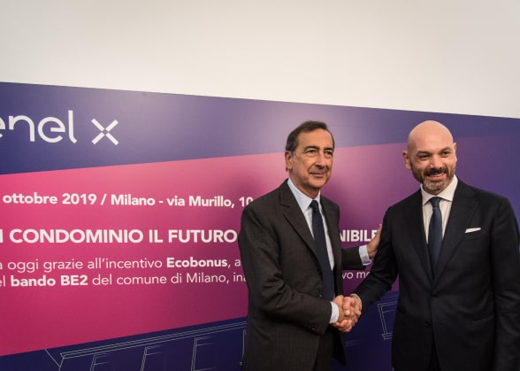 Il sindaco di Milano Beppe Sala con Alessio Torelli