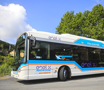 Electric bus