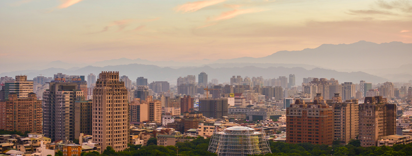 Morning shot of Taipei, photo by Adli Wahid on Unsplash.